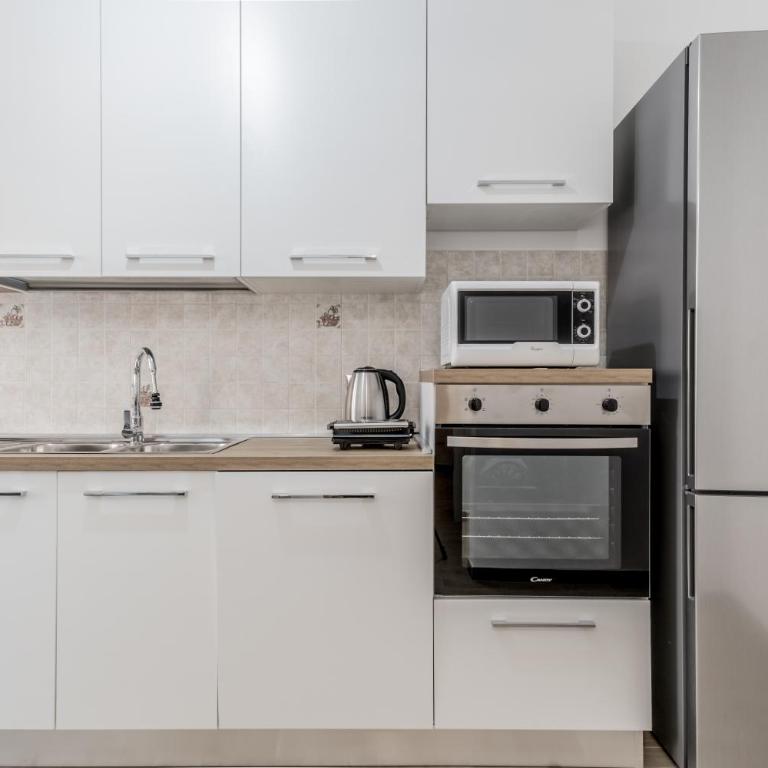 Elegant and spacious apartment facing the subway near the Vatican - Appartamento con 3 Camere da Letto - 38