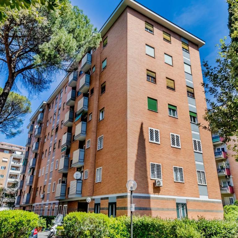 Elegant and spacious apartment facing the subway near the Vatican - Appartamento con 3 Camere da Letto - 48