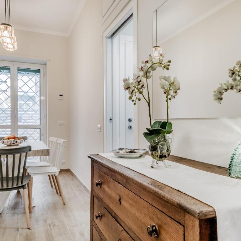 Elegant and spacious apartment facing the subway near the Vatican - Appartamento con 3 Camere da Letto - 49