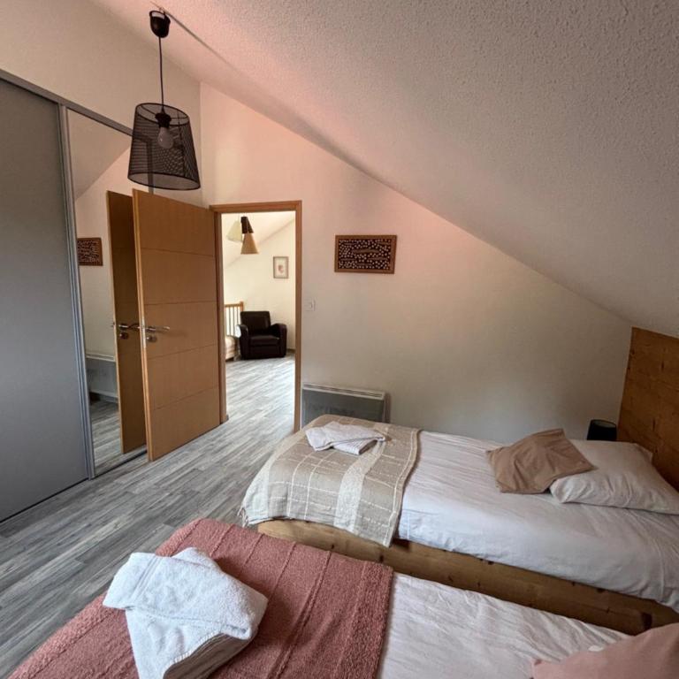 Chalet Les Prés Chaussottes - Maison 8 Chambres - 12