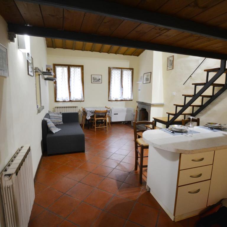 UNYCA - San Lorenzo Loft - Monolocale su 2 Livelli - 2