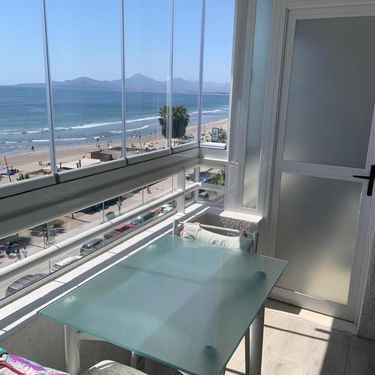Departamento Avenida Del Mar - Two-Bedroom Apartment with Sea View (4 Adults) - 8