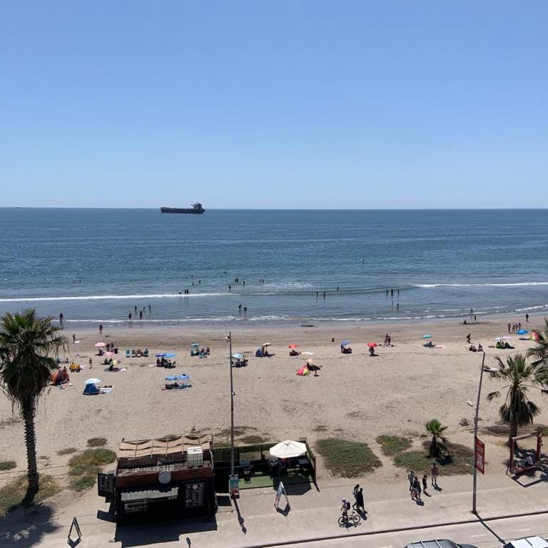 Departamento Avenida Del Mar - Two-Bedroom Apartment with Sea View (4 Adults) - 30