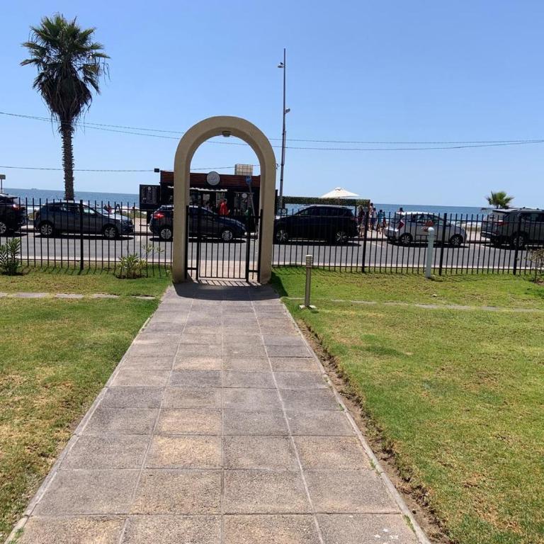 Departamento Avenida Del Mar - Two-Bedroom Apartment with Sea View (4 Adults) - 36