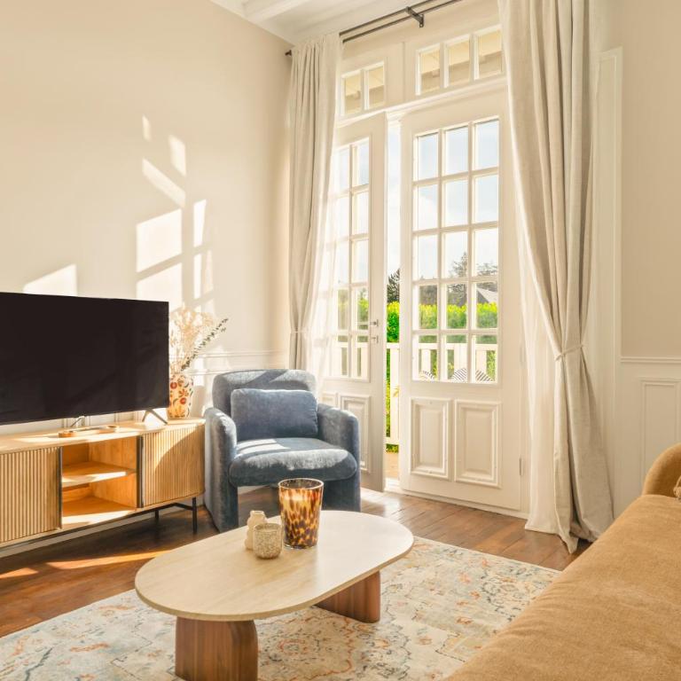 Le Manoir du Vert Galant - Appartement 1 Chambre Supérieur avec Jardin Privé (4 Adultes) - 1
