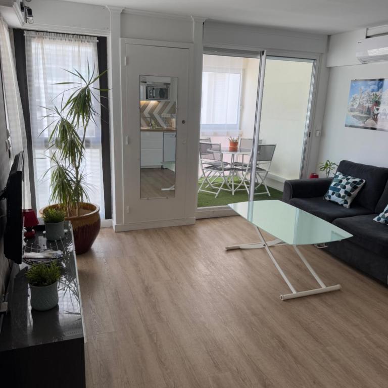 Appartement 40 m2 climatisé au centre ville de LGM - Appartement 1 Chambre - 18