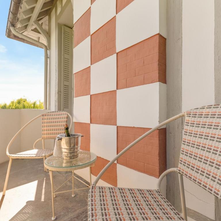 Le Manoir du Vert Galant - Appartement 2 Chambres - Vue sur Jardin (6 Adultes) - 12