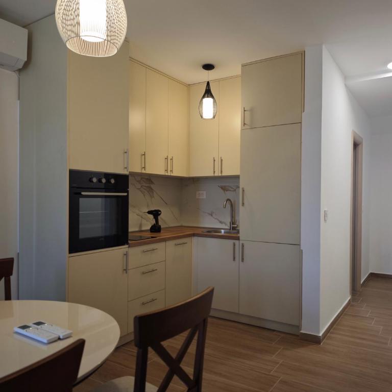 Luna Apartments - Apartman s 2 Spavaće Sobe sa Balkonom i Terasom - 10