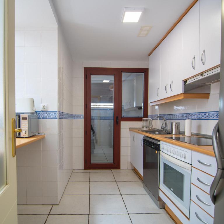 Atico Junto al Mar Jardines de Nuevo Vera Acceso directo a la playa WIFI - Apartamento de 2 dormitorios - 8