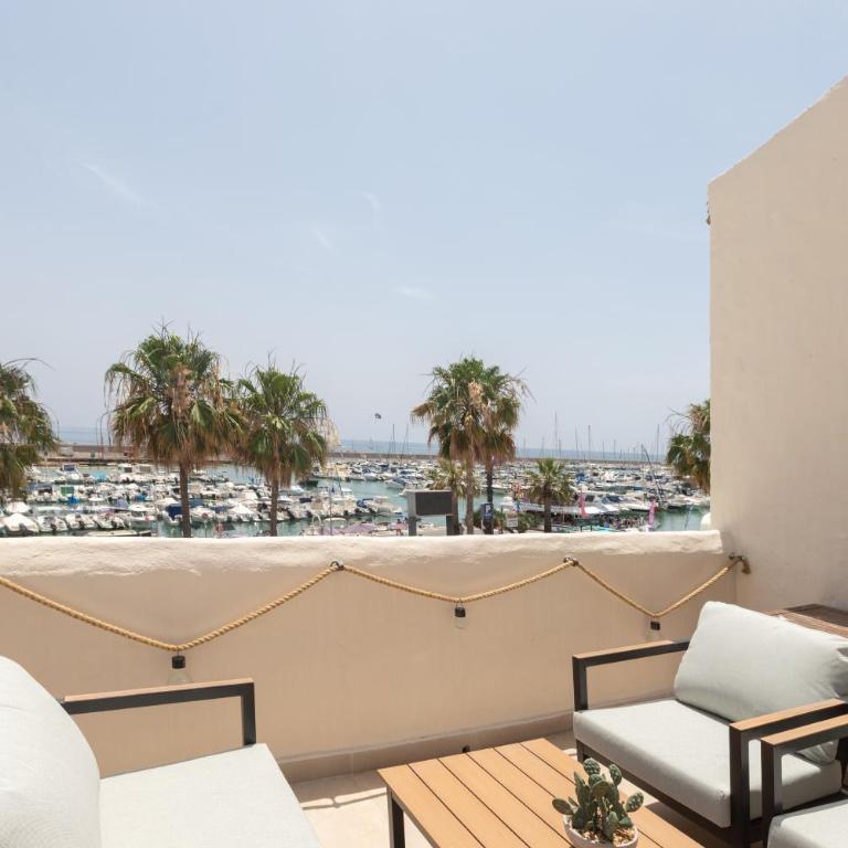 Sea View Benalmadena, Puerto Marina 2BR Terrace - Two-Bedroom Apartment with Harbor View - 10