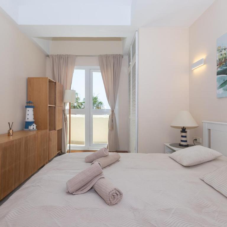 Sea View Benalmadena, Puerto Marina 2BR Terrace - Two-Bedroom Apartment with Harbor View - 24