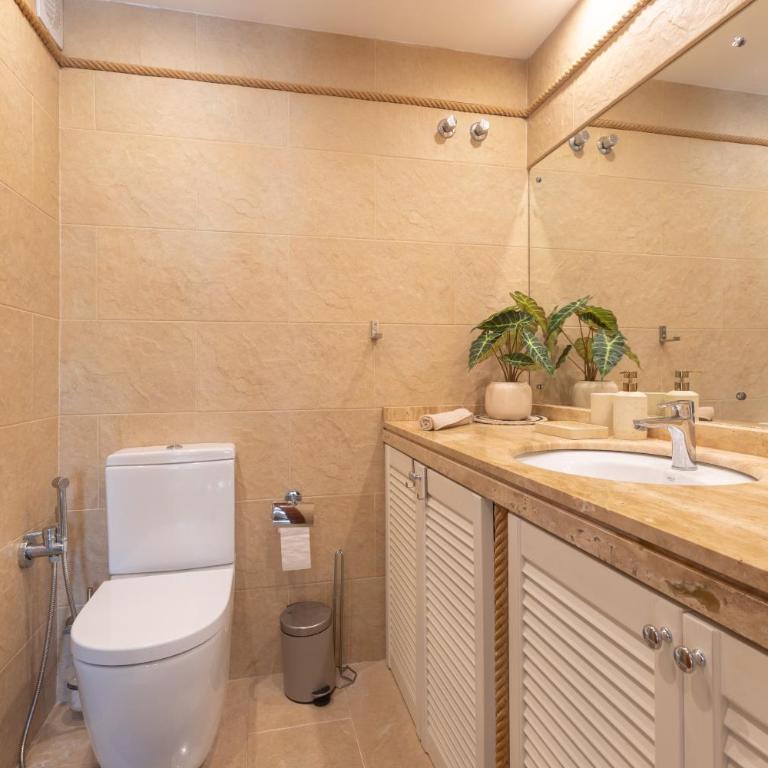 Sea View Benalmadena, Puerto Marina 2BR Terrace - Two-Bedroom Apartment with Harbor View - 26