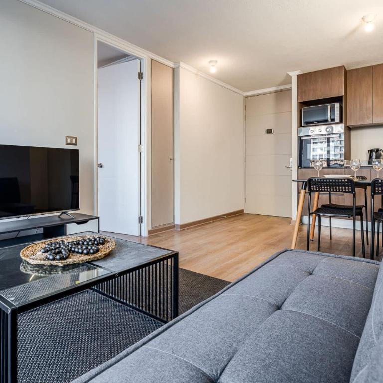 Cozy Apartment with AC Steps from Metro Hospitales - Apartment - 2
