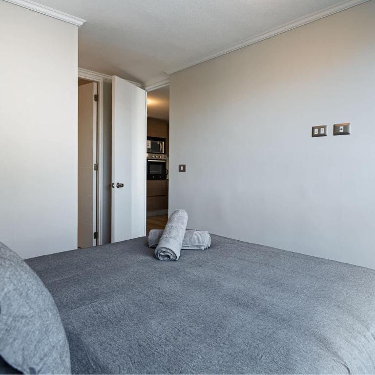 Cozy Apartment with AC Steps from Metro Hospitales - Apartment - 7