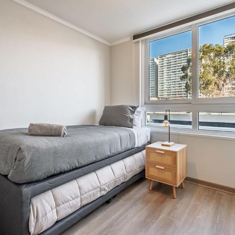 Cozy Apartment with AC Steps from Metro Hospitales - Apartment - 11