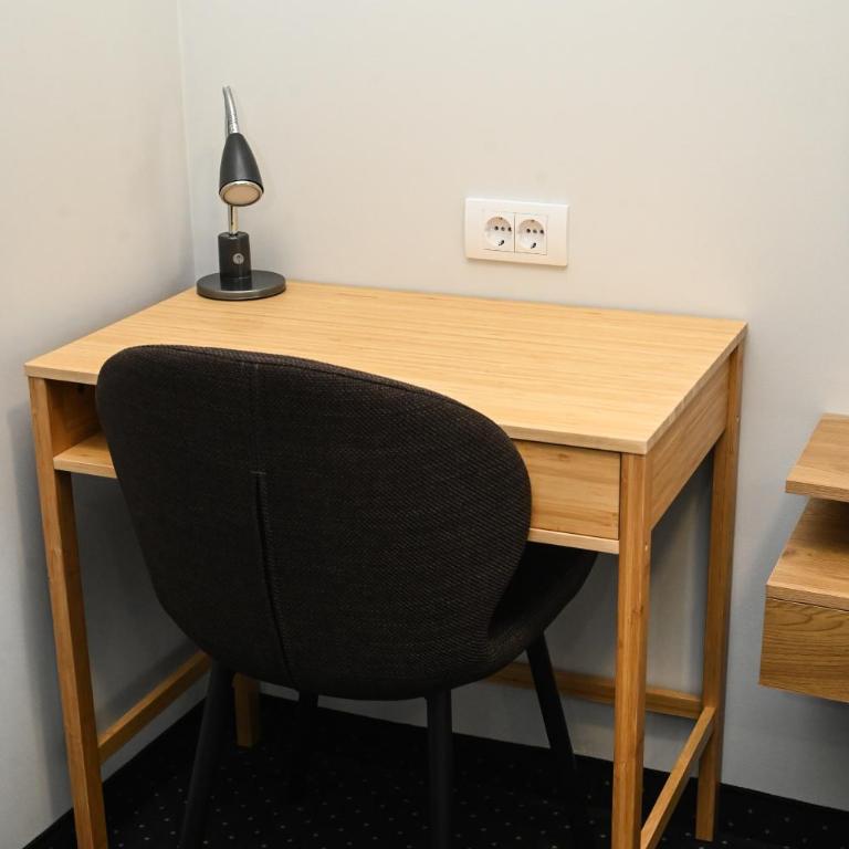 Republic Square Luxury Suites - Junior Suite - 1