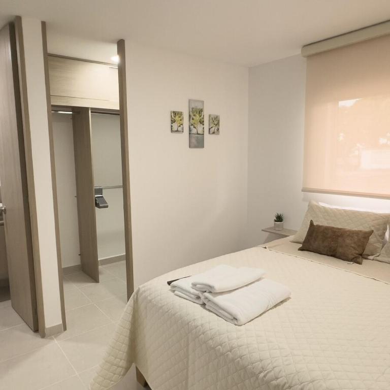 2 cuartos AC y piscina - Two-Bedroom Apartment - 3