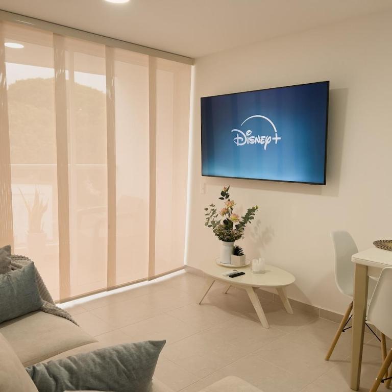 2 cuartos AC y piscina - Two-Bedroom Apartment - 4