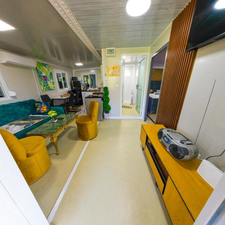 Tiny House Ljiljan - One-Bedroom Apartment with Balcony - 12