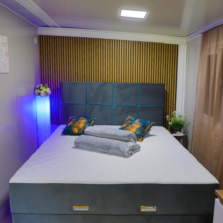 Tiny House Ljiljan - One-Bedroom Apartment with Balcony - 4