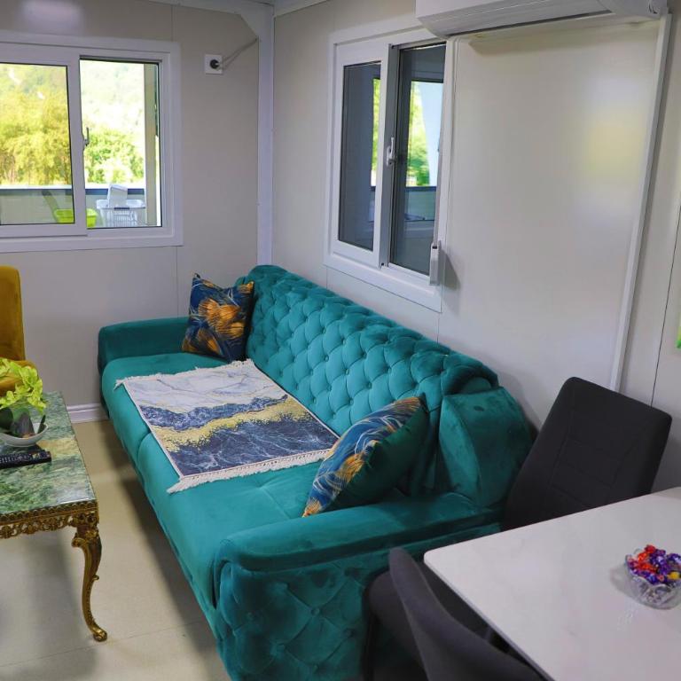 Tiny House Ljiljan - One-Bedroom Apartment with Balcony - 45