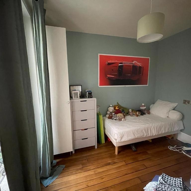 Elegant Haussmann apartment - Champs-Élysées - One-Bedroom Apartment - 4