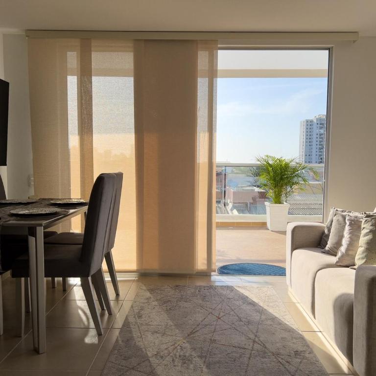 2 cuartos terraza piscina AC - Two-Bedroom Apartment - 23