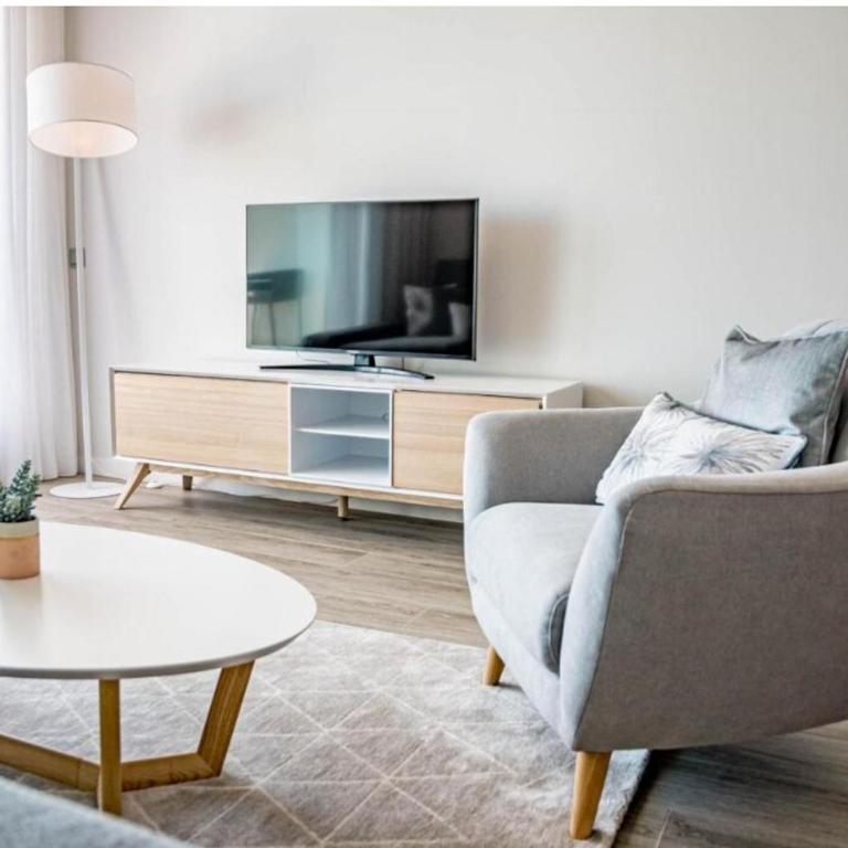 Deluxe apartment in Estepona 3 bedrooms - Apartamento de 3 dormitorios - 9