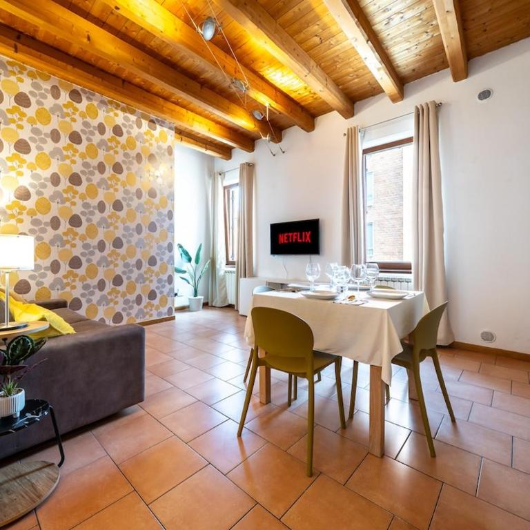 CHARMING HOUSE - 5 minutes from Two towers - Appartamento con 2 Camere da Letto - 1
