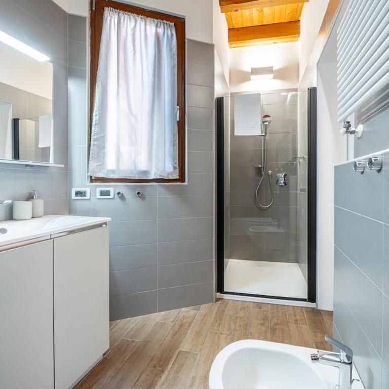 CHARMING HOUSE - 5 minutes from Two towers - Appartamento con 2 Camere da Letto - 7