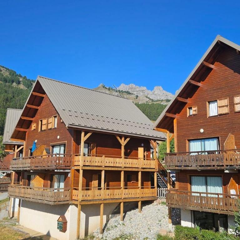 Appartement dans chalet pied des pistes - Appartement 2 Chambres - 4