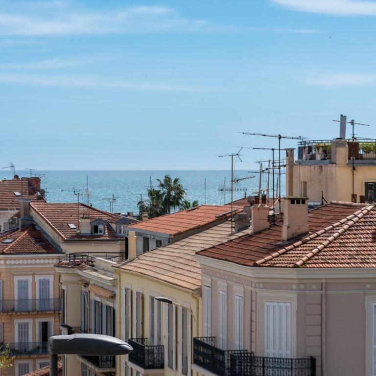 Grand studio centre-ville cannes aperçu mer - Appartement 1 Chambre - 11