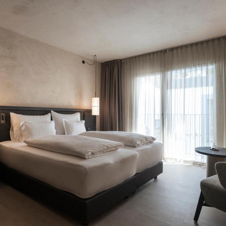 Eisenhut Boutique Hotel - Camera Matrimoniale Standard - 6