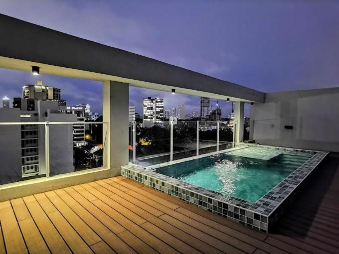 Apartamento Zona Paseo la Galería y Shopp del Sol - One-Bedroom Apartment - 24