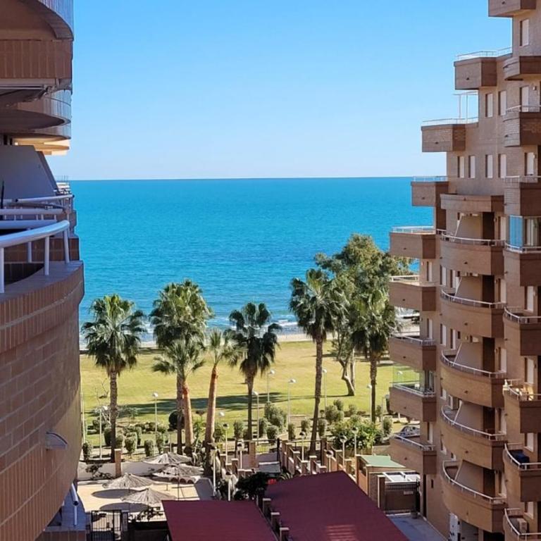 inmo Cosmos Costa Marina II - Apartamento de 2 dormitorios con terraza y vistas al mar - 1