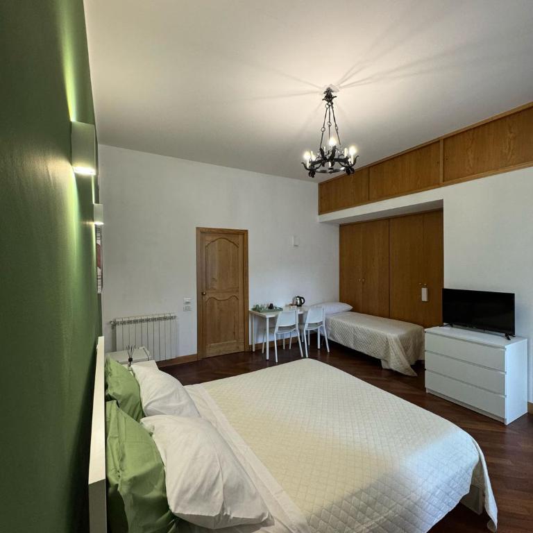 Dimora 51 - Camera Tripla con Bagno Privato - 7
