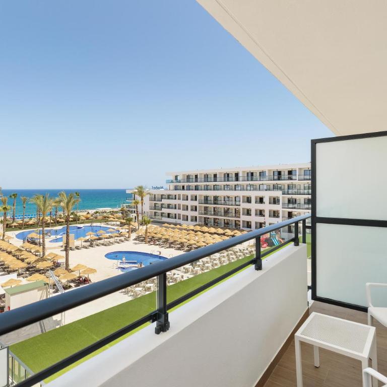 Hotel Best Oasis Tropical - Habitación Doble Estándar con vistas al mar (2 adultos) - 13