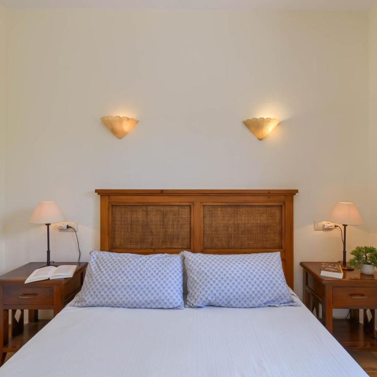 Casa Helena - Two-Bedroom Villa - 14