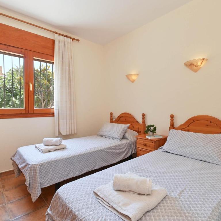 Casa Helena - Two-Bedroom Villa - 18