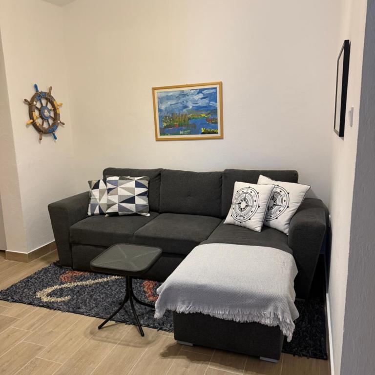 Gio Bella - Two-Bedroom Apartment - 16