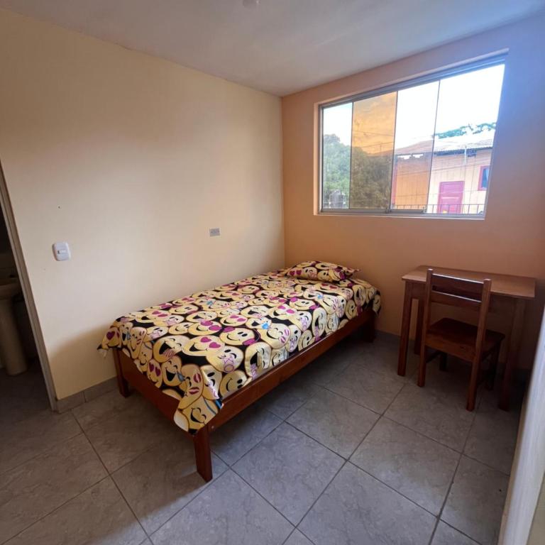 Zzi - Single Room with Private Bathroom - 1