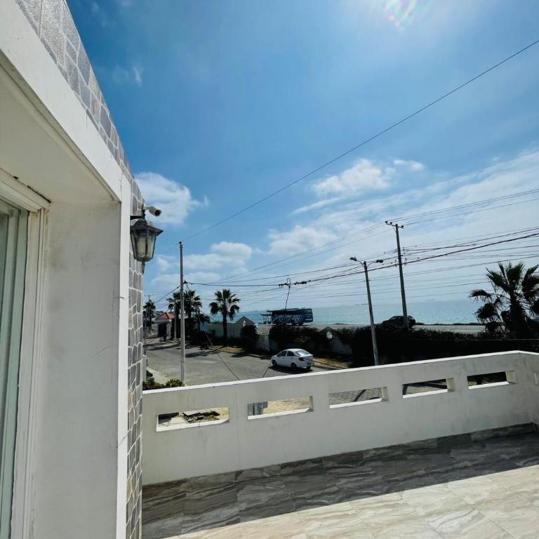 Villa Serena para familias y amigos - vista al mar - Four-Bedroom House - 14