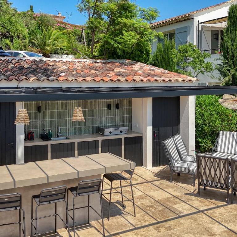 "La Chantyviere" Villa vue Exceptionnelle 180 degrés sur Golf Tropez, accès plage privée - Villa con piscina privada - 90