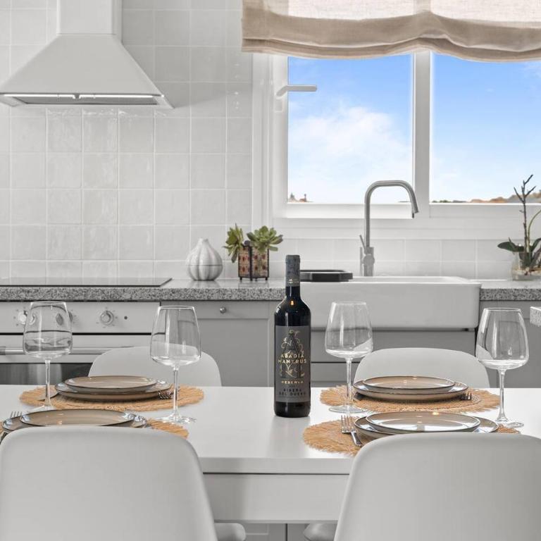 Modern Gem with large Terrace and Sea Views - Habitación Doble con vistas al parque - 36