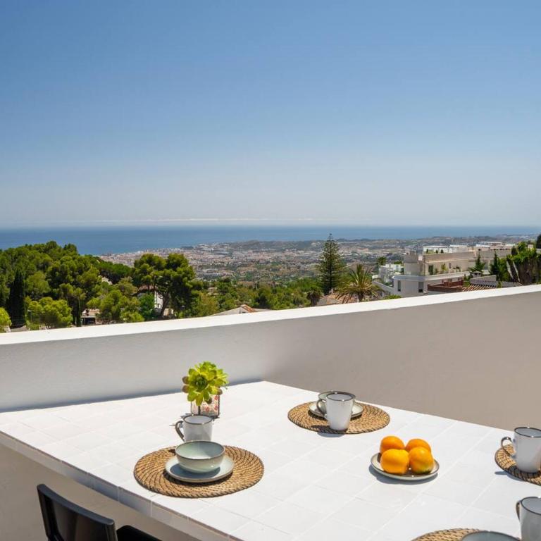 Modern Gem with large Terrace and Sea Views - Habitación Doble con vistas al parque - 48