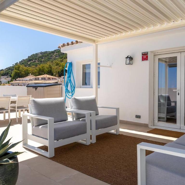 Modern Gem with large Terrace and Sea Views - Habitación Doble con vistas al parque - 46