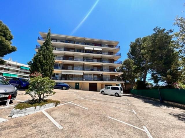 SunAndBed CYES - Two-Bedroom Apartment - 10