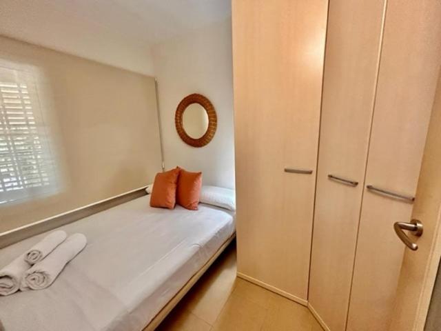 SunAndBed CYES - Two-Bedroom Apartment - 16