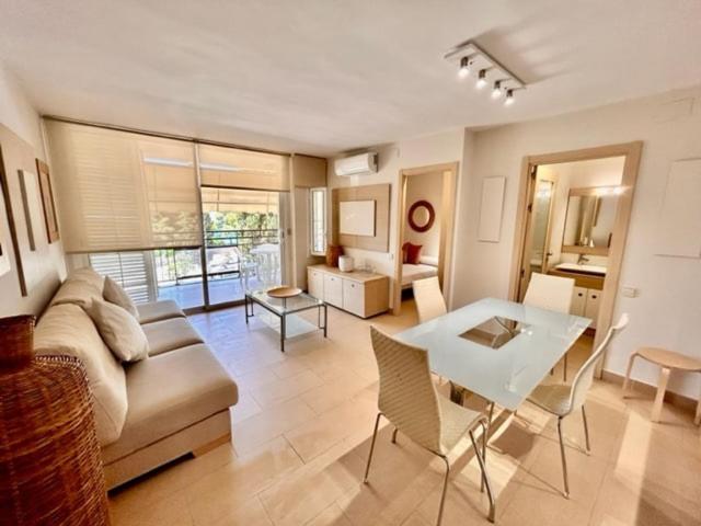 SunAndBed CYES - Two-Bedroom Apartment - 23