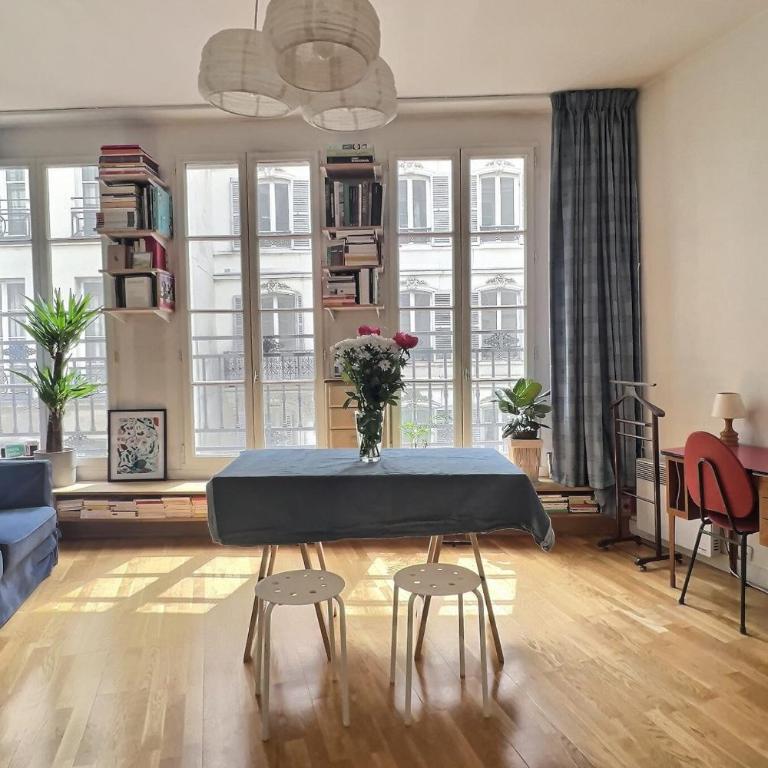 Bright 28m apartment in the old Halles district - Appartement - 1